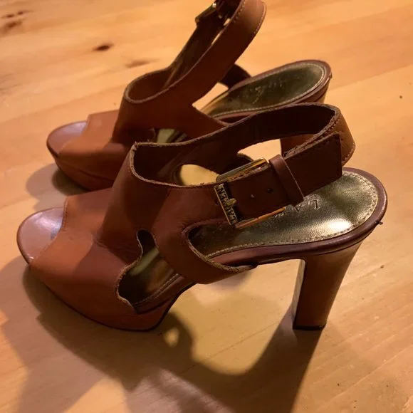 Ralph Lauren Leather Heels - Picture 2 of 4